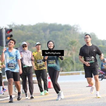 Runner Photo 6569750