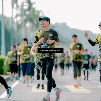 Runner Photo 6569771