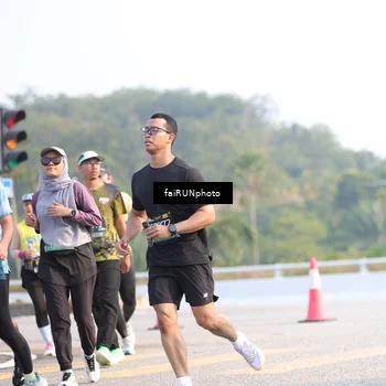 Runner Photo 6569828