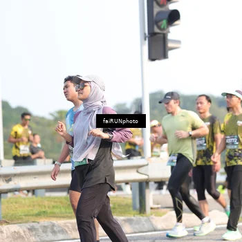 Runner Photo 6569912