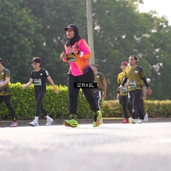 Runner Photo 6569941