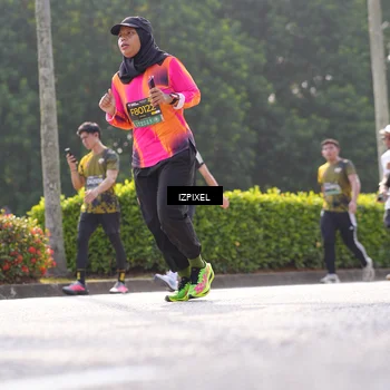 Runner Photo 6570001