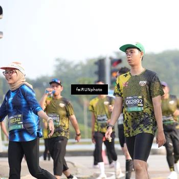 Runner Photo 6570019