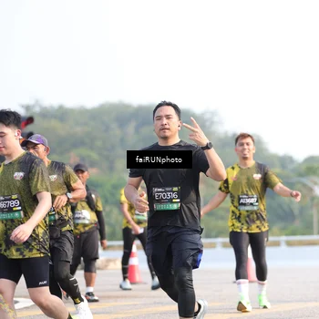 Runner Photo 6570023