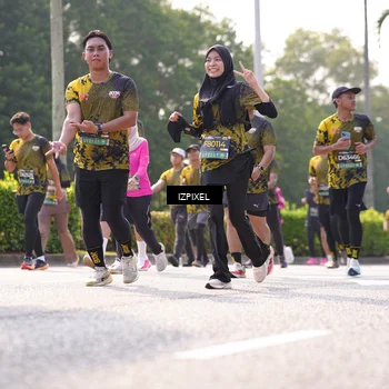 Runner Photo 6570024