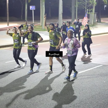 Runner Photo 6570054