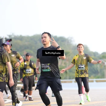 Runner Photo 6570071