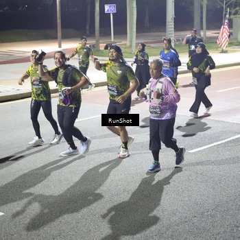 Runner Photo 6570090