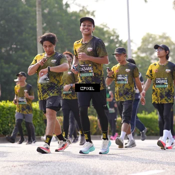 Runner Photo 6570102