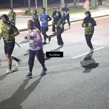 Runner Photo 6570104