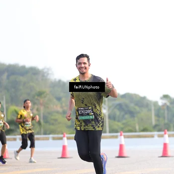 Runner Photo 6570273