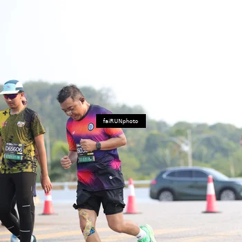 Runner Photo 6570351