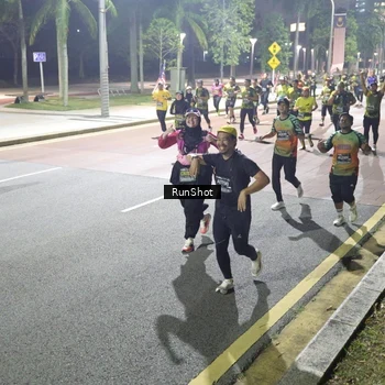 Runner Photo 6570428