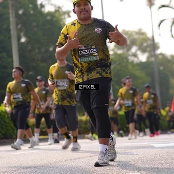 Runner Photo 6570435