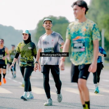 Runner Photo 6570442