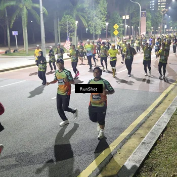 Runner Photo 6570525