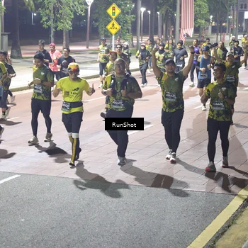 Runner Photo 6570547