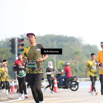 Runner Photo 6570556