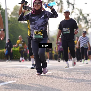 Runner Photo 6570657