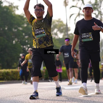 Runner Photo 6570679