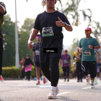Runner Photo 6570711