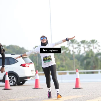 Runner Photo 6570736