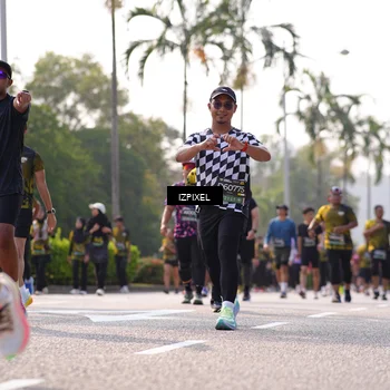 Runner Photo 6570747