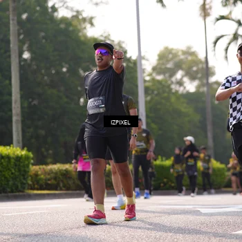 Runner Photo 6570773