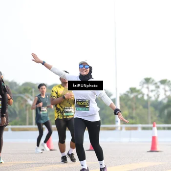 Runner Photo 6570774