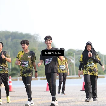 Runner Photo 6570780