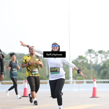 Runner Photo 6570781