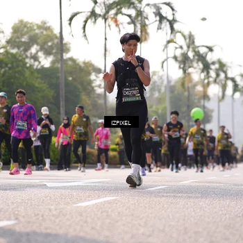Runner Photo 6570997