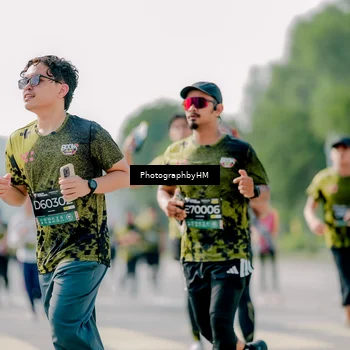 Runner Photo 6571035