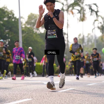 Runner Photo 6571047