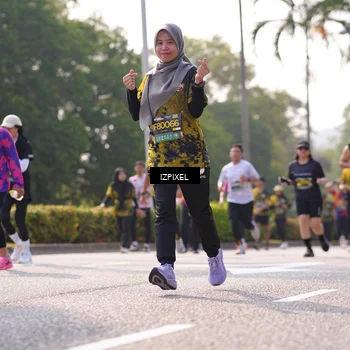 Runner Photo 6571122