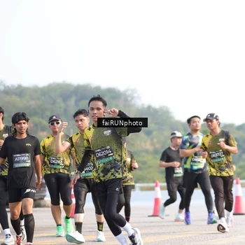 Runner Photo 6571184