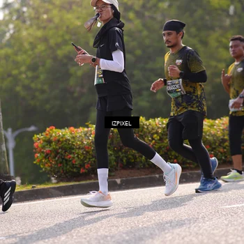 Runner Photo 6571217
