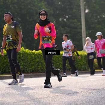 Runner Photo 6571262
