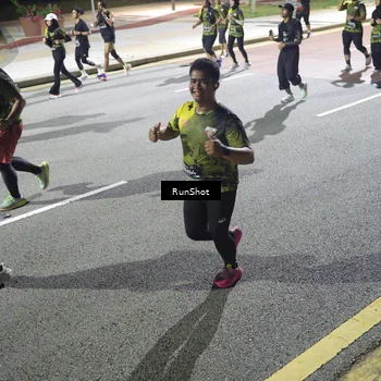 Runner Photo 6571263