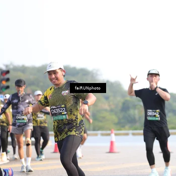 Runner Photo 6571333