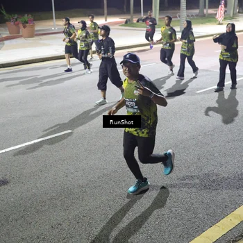 Runner Photo 6571390