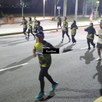 Runner Photo 6571409