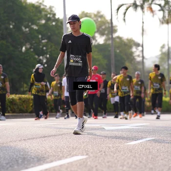 Runner Photo 6571419