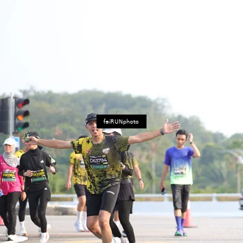 Runner Photo 6571423