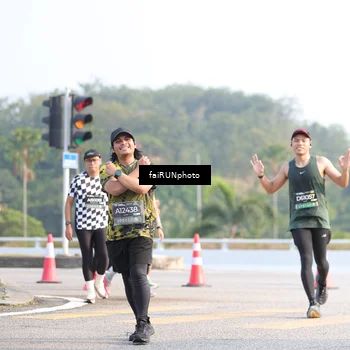 Runner Photo 6571494