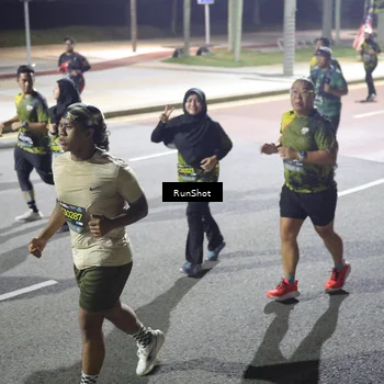 Runner Photo 6571578