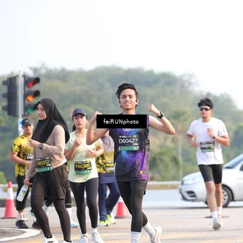Runner Photo 6571593