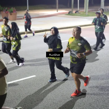 Runner Photo 6571626