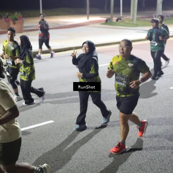 Runner Photo 6571629
