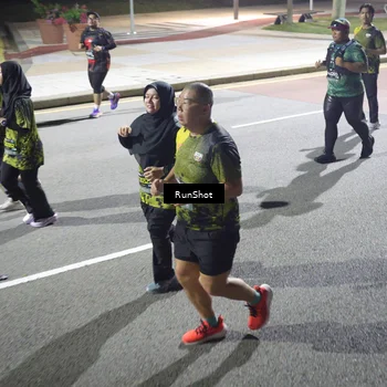 Runner Photo 6571647